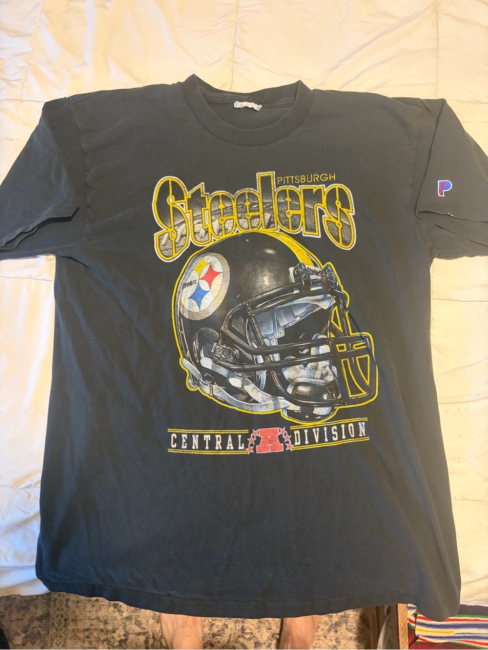 Pro Player Pittsburgh Steelers Black Short Sleeve Tee with Yellow Graphics